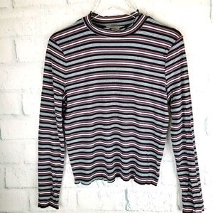 NWOT. JEWEL Long Sleeve Striped Top. Size L.